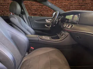 Mercedes-Benz E 220 d T 4M AMG Line