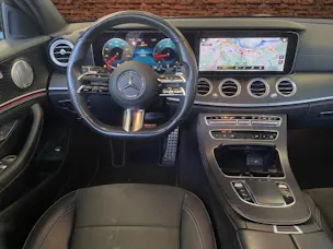 Mercedes-Benz E 220 d T 4M AMG Line