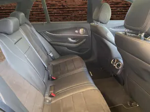 Mercedes-Benz E 220 d T 4M AMG Line