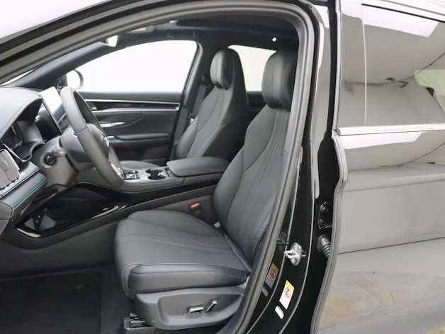 BYD Seal U DM-i Design AWD