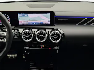 MERCEDES-BENZ CLA 35 AMG 4matic