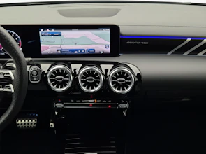 https://vehicle.imgix.net/4385386/affc87e8-91cf-4e02-b7eb-8dcad623dbb0.jpg