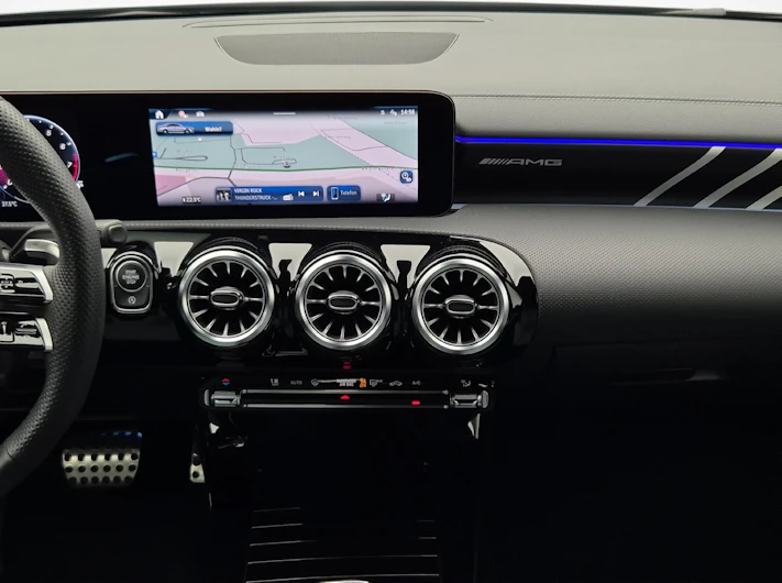 Fahrzeugbild MERCEDES-BENZ CLA 35 AMG