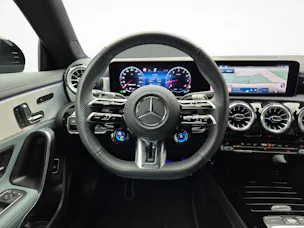 MERCEDES-BENZ CLA 35 AMG 4matic