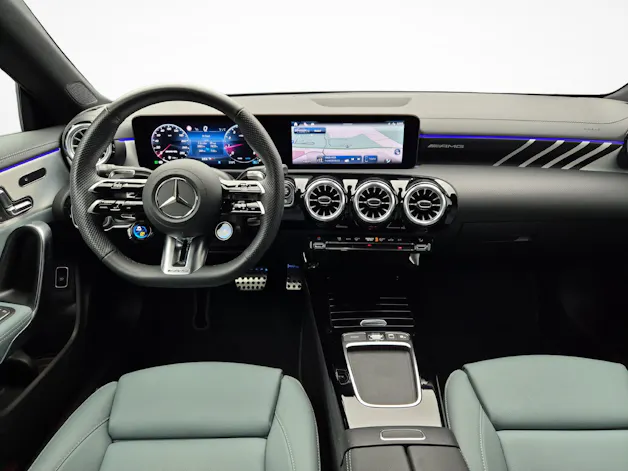 Mercedes-Benz CLA 35 AMG 4matic