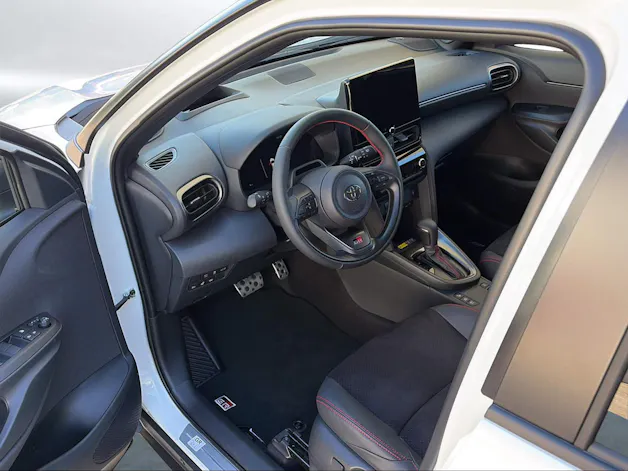 Toyota Yaris Cross 1.5 VVT-i HSD GR Sport