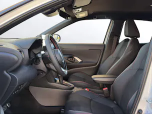 Toyota Yaris Cross 1.5 VVT-i HSD GR Sport