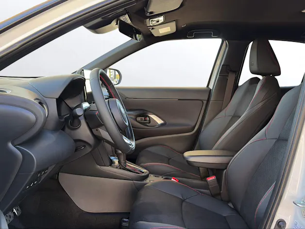 Toyota Yaris Cross 1.5 VVT-i HSD GR Sport