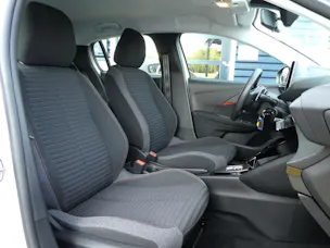 Peugeot 208 1.2 PureTech 100 Active Pack EAT8