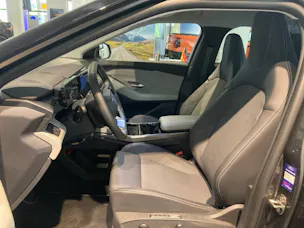 Ford Explorer Extended Range