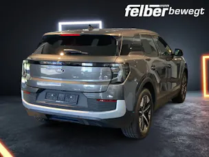 Ford Explorer Extended Range
