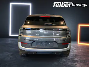 Ford Explorer Extended Range