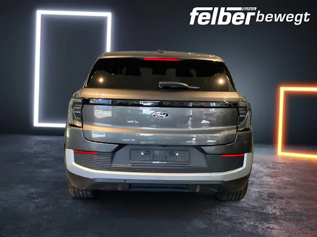 Ford Explorer Extended Range