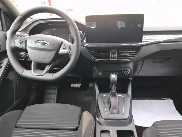 Ford Focus Station Wagon 1.0i EcoB Hybrid 155 ST-Line