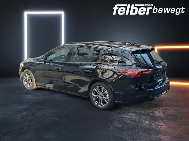 Ford Focus Station Wagon 1.0i EcoB Hybrid 155 ST-Line