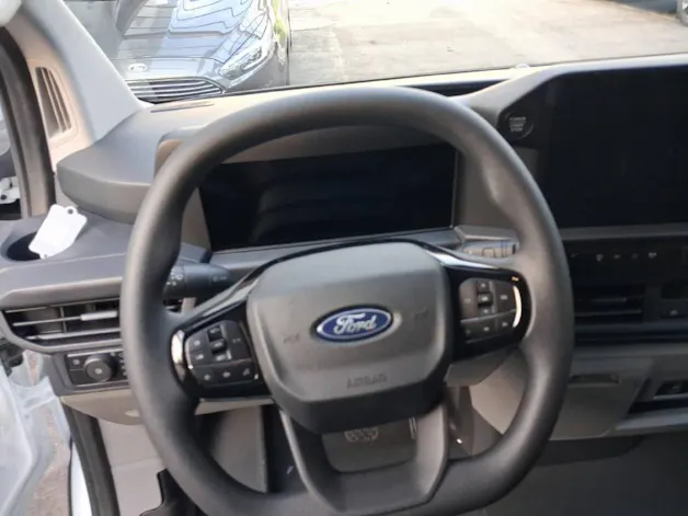 Ford Transit C Van 320 L1 2.5 Duratec 233 Trend PHEV