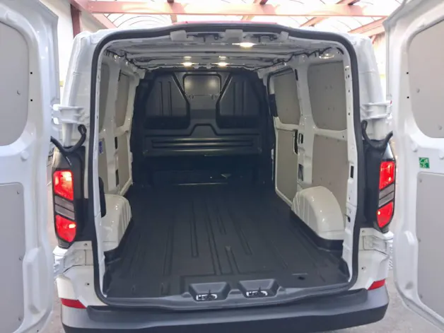 Ford Transit C Van 320 L1 2.5 Duratec 233 Trend PHEV