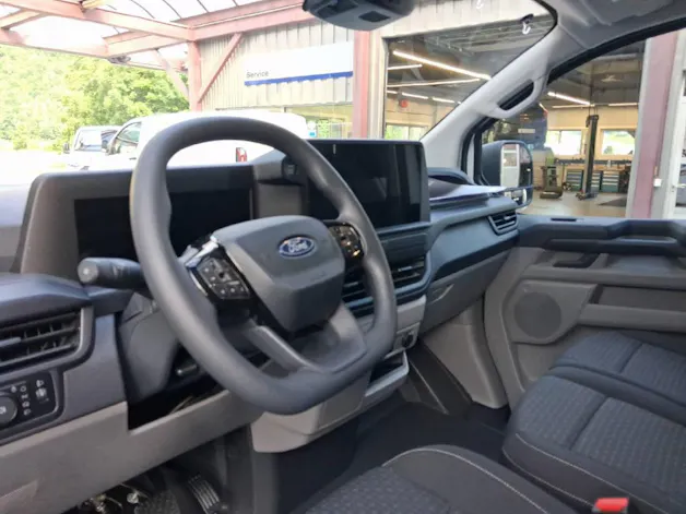 Ford Transit C Van 320 L1 2.5 Duratec 233 Trend PHEV