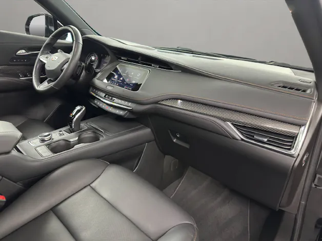 Cadillac XT4 2.0 T Sport AWD