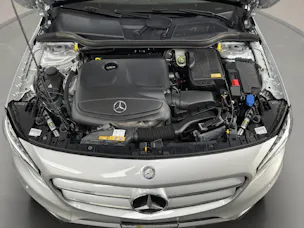 Mercedes-Benz GLA 250 AMG Line 4m