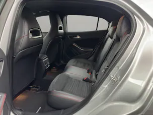 Mercedes-Benz GLA 250 AMG Line 4m