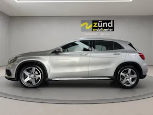 Mercedes-Benz GLA 250 AMG Line 4m
