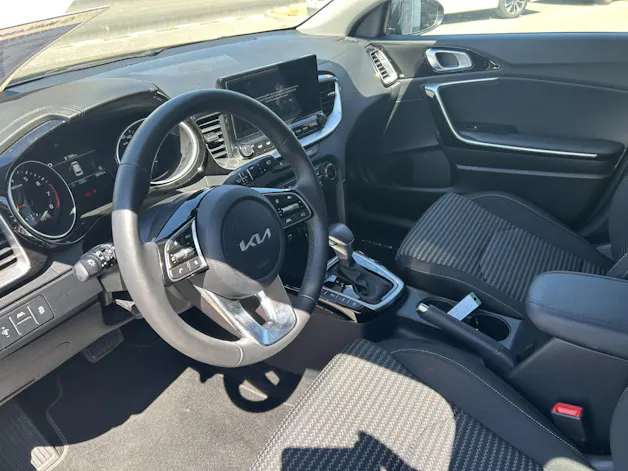 Kia Ceed SW 1.5 T-GDi MHEV Power