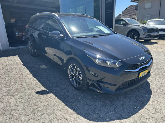 Kia Ceed SW 1.5 T-GDi MHEV Power