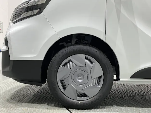 Nissan Primastar Kaw. 3.0 t L2 H1 2.0 N-Connecta