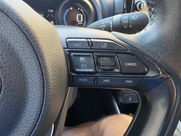 Toyota Yaris 1.5 VVT-i HSD Trend