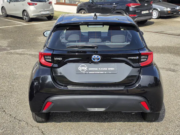 Toyota Yaris 1.5 VVT-i HSD Trend
