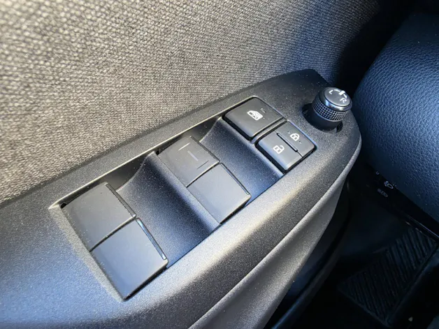 Toyota Yaris 1.5 VVT-i HSD Trend
