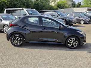 Toyota Yaris 1.5 VVT-i HSD Trend