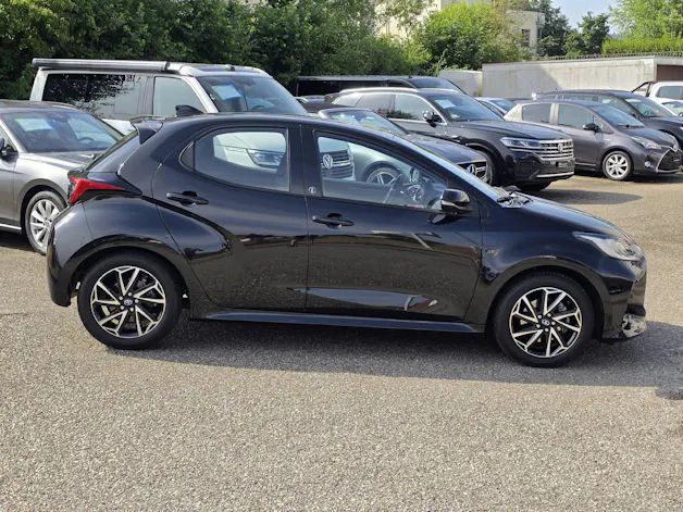 Toyota Yaris 1.5 VVT-i HSD Trend