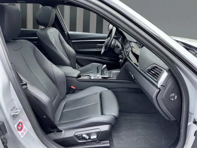 BMW 340i xDrive Touring  Power & Sound Paket