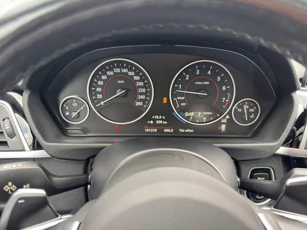 BMW 340i xDrive Touring  Power & Sound Paket