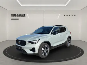 Volvo XC40 2.0 B3 MH Plus Dark