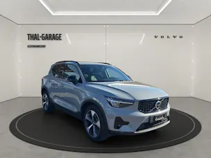 Volvo XC40 2.0 B3 MH Plus Dark