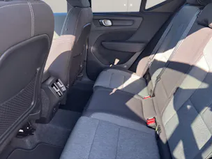 Volvo XC40 2.0 B3 MH Plus Dark