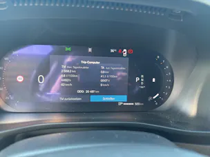 Volvo XC40 2.0 B3 MH Plus Dark