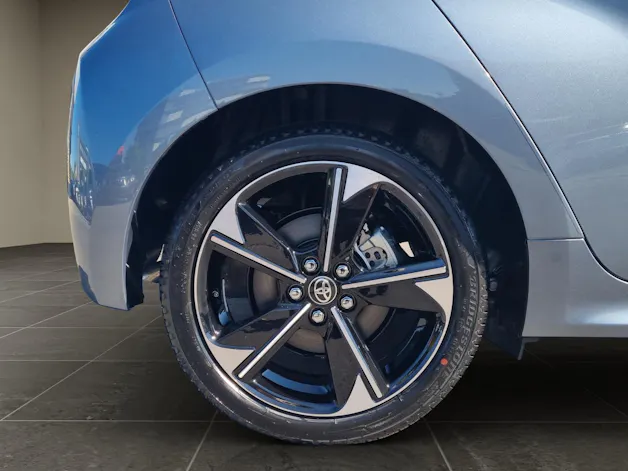 Toyota Yaris 1.5 VVT-i HSD Premium