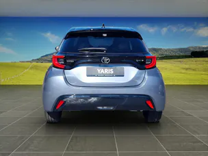 Toyota Yaris 1.5 VVT-i HSD Premium