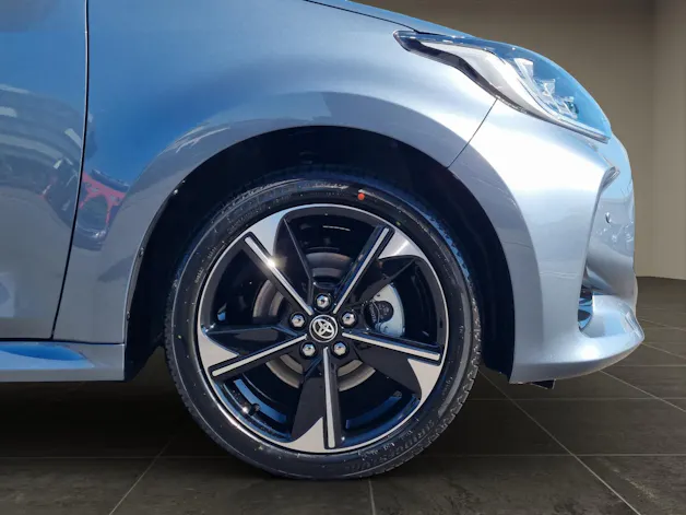 Toyota Yaris 1.5 VVT-i HSD Premium
