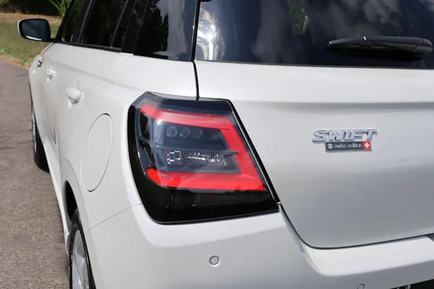 Suzuki Swift 1.2 Sakura Hybrid 4x4