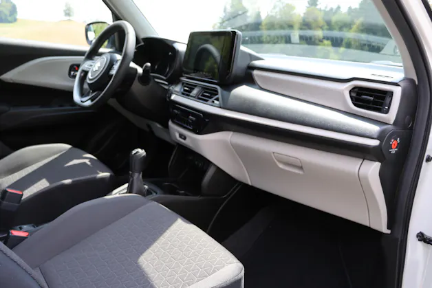 Suzuki Swift 1.2 Sakura Hybrid 4x4