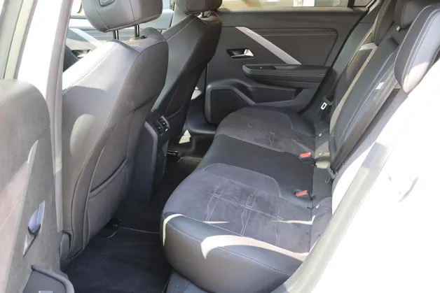 Opel Astra Sports Tourer 1.6 T PHEV 180 Ultimate