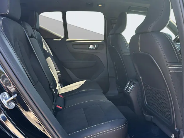 VOLVO EX40 Twin Black Edition AWD