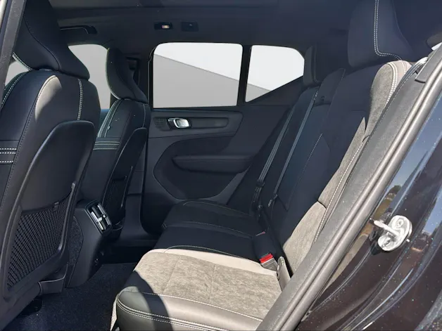 VOLVO EX40 Twin Black Edition AWD