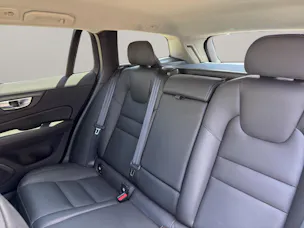Volvo V60 2.0 T6 TE Plus Dark eAWD .