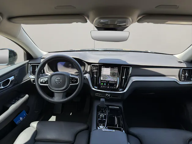 Volvo V60 2.0 T6 TE Plus Dark eAWD .